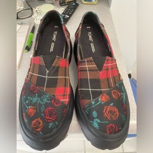 Toms Multicolor Floral Plaid Wedges